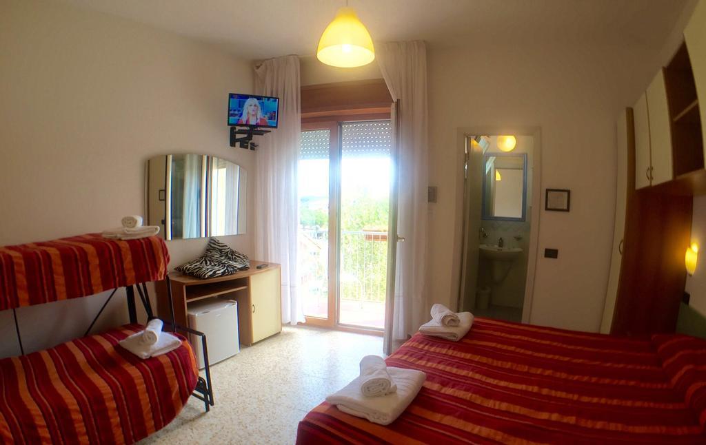 Hotel Mehari Riccione Rum bild