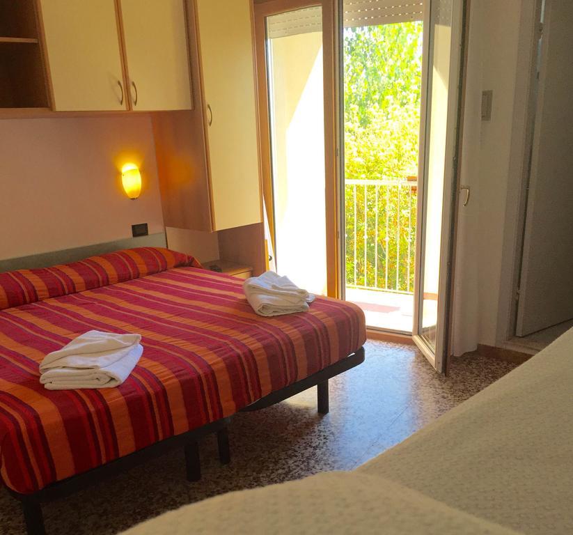 Hotel Mehari Riccione Rum bild